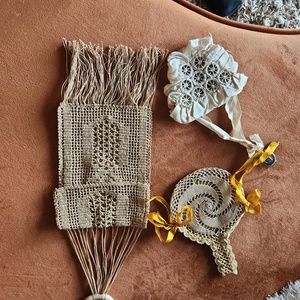 Vintage victorian lace weight crocheted reticule bags, group of 3.